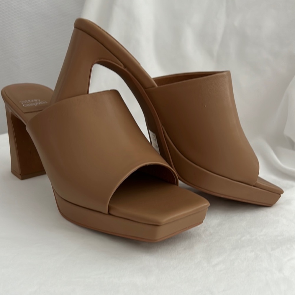 Brand new never worn Jeffery Campbell Caviar platform